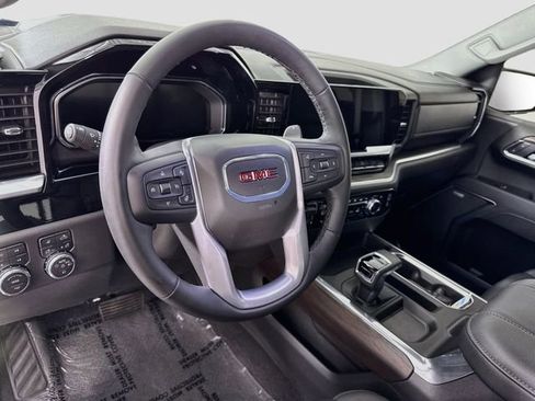 Used 2026 GMC Sierra 1500 SLT w/ SLT Premium Package AWD/4WD image 9