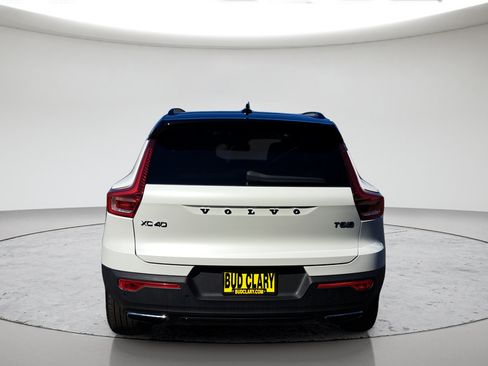 Used 2019 Volvo XC40 T5 R-Design AWD/4WD image 6