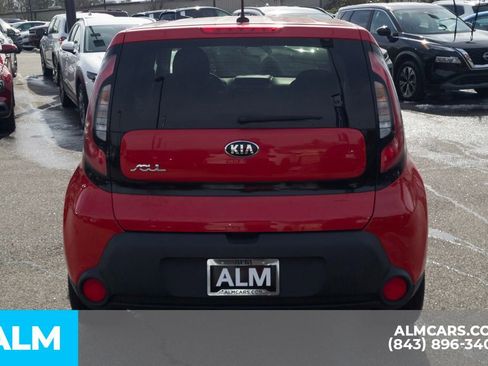 Used 2015 Kia Soul + image 7