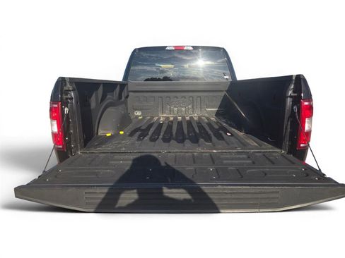 Used 2018 Ford F150 XL w/ Equipment Group 101A Mid AWD/4WD image 5