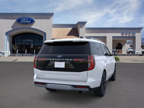 New 2025 Ford Expedition Platinum w/ Driver's Package image 8