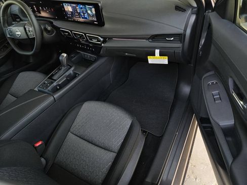 New 2027 Nissan Sentra SV w/ Floor Mat Package FWD image 7