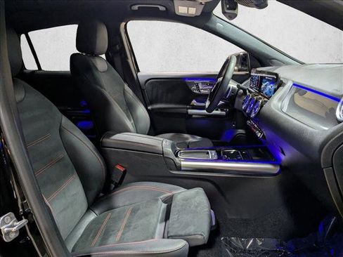 Certified 2025 Mercedes-Benz GLA 250 image 21