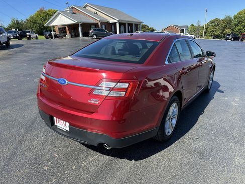 Used 2013 Ford Taurus SEL FWD image 4