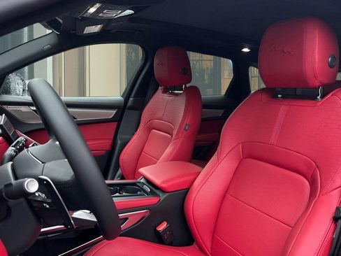 New 2025 Jaguar F-PACE R-Dynamic S image 5