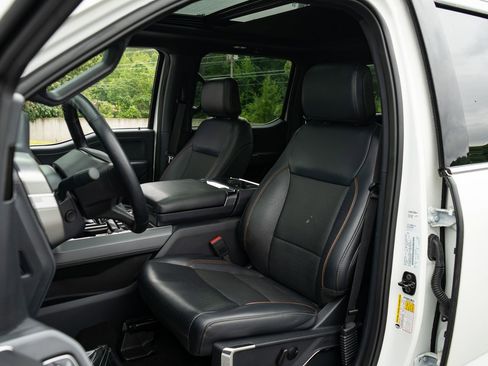 Used 2024 Ford F150 Lariat w/ Bed Utility Package AWD/4WD image 15