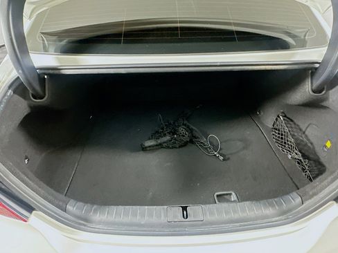 Used 2022 Genesis G70 3.3T w/ Sport Advanced Package image 28