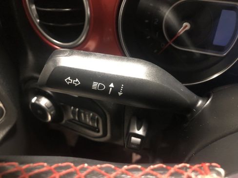 Used 2021 Jeep Wrangler Unlimited Rubicon image 20