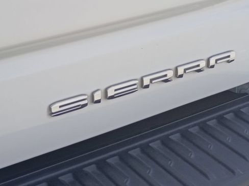 Used 2023 GMC Sierra 1500 Denali Ultimate AWD/4WD image 11