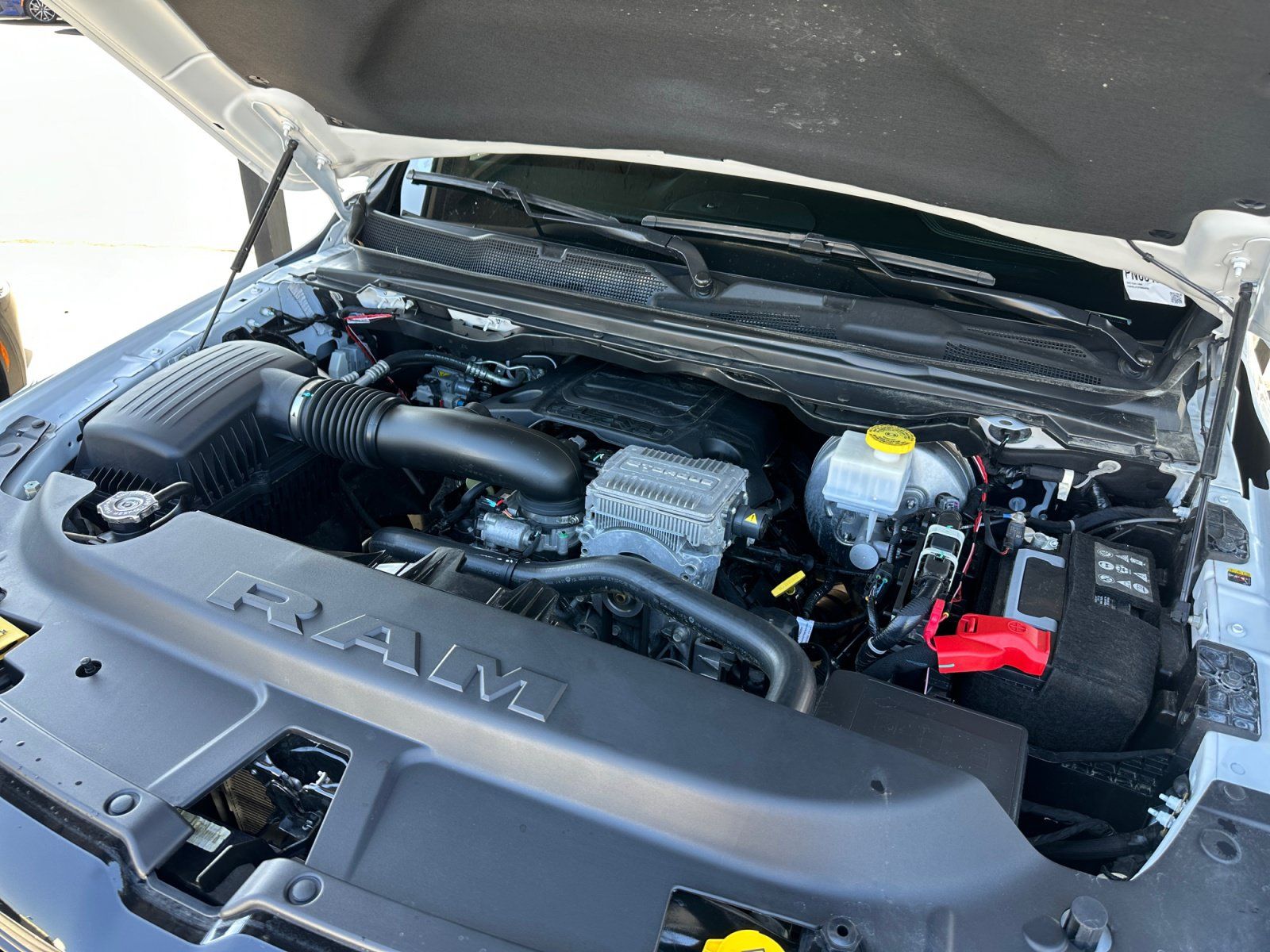 Used 2023 RAM 1500 Laramie RWD image 30
