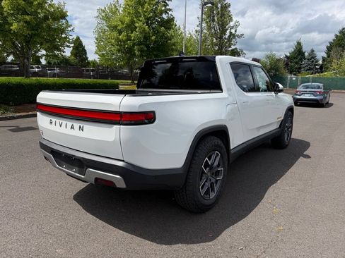 Used 2022 Rivian R1T Adventure AWD/4WD image 7
