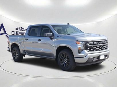 New 2026 Chevrolet Silverado 1500 Custom w/ LPO, Dark Essentials Package