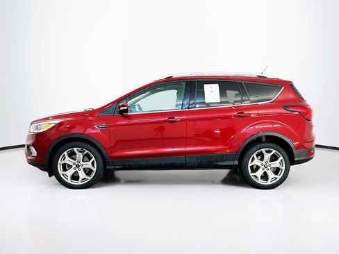 Used 2019 Ford Escape Titanium AWD/4WD image 4