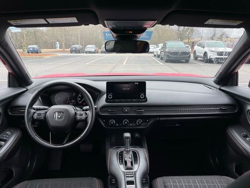 Certified 2025 Honda HR-V Sport image 10