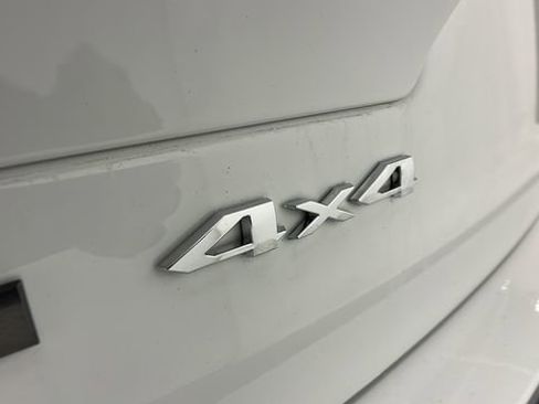 Used 2023 Jeep Grand Cherokee L Limited image 36