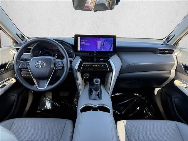 Used 2024 Toyota Venza Limited AWD/4WD image 14