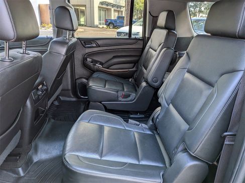 Used 2017 GMC Yukon XL SLT w/ Open Road Package image 15