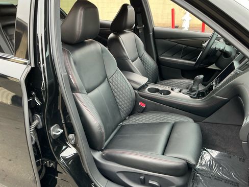 Used 2021 INFINITI Q50 Red Sport 400 image 22