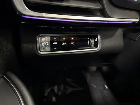 Certified 2025 Buick Envision Preferred image 28
