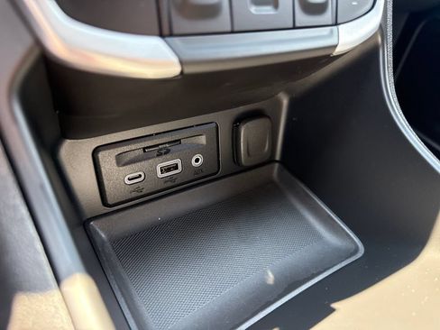 Certified 2023 GMC Terrain SLE w/ Driver Convenience Package FWD image 27