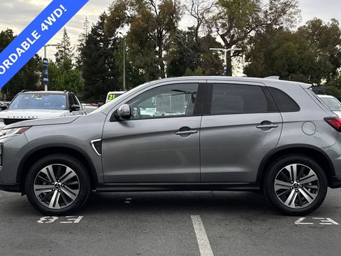 Used 2022 Mitsubishi Outlander Sport SE image 7