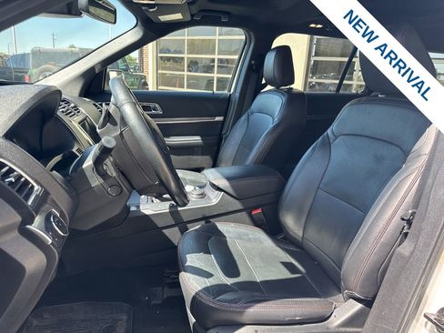 Used 2018 Ford Explorer Sport w/ Equipment Group 401A AWD/4WD image 19