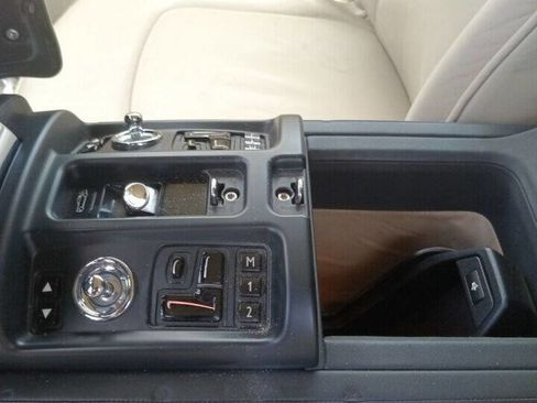 Used 2008 Rolls-Royce Phantom Drophead Coupe image 21