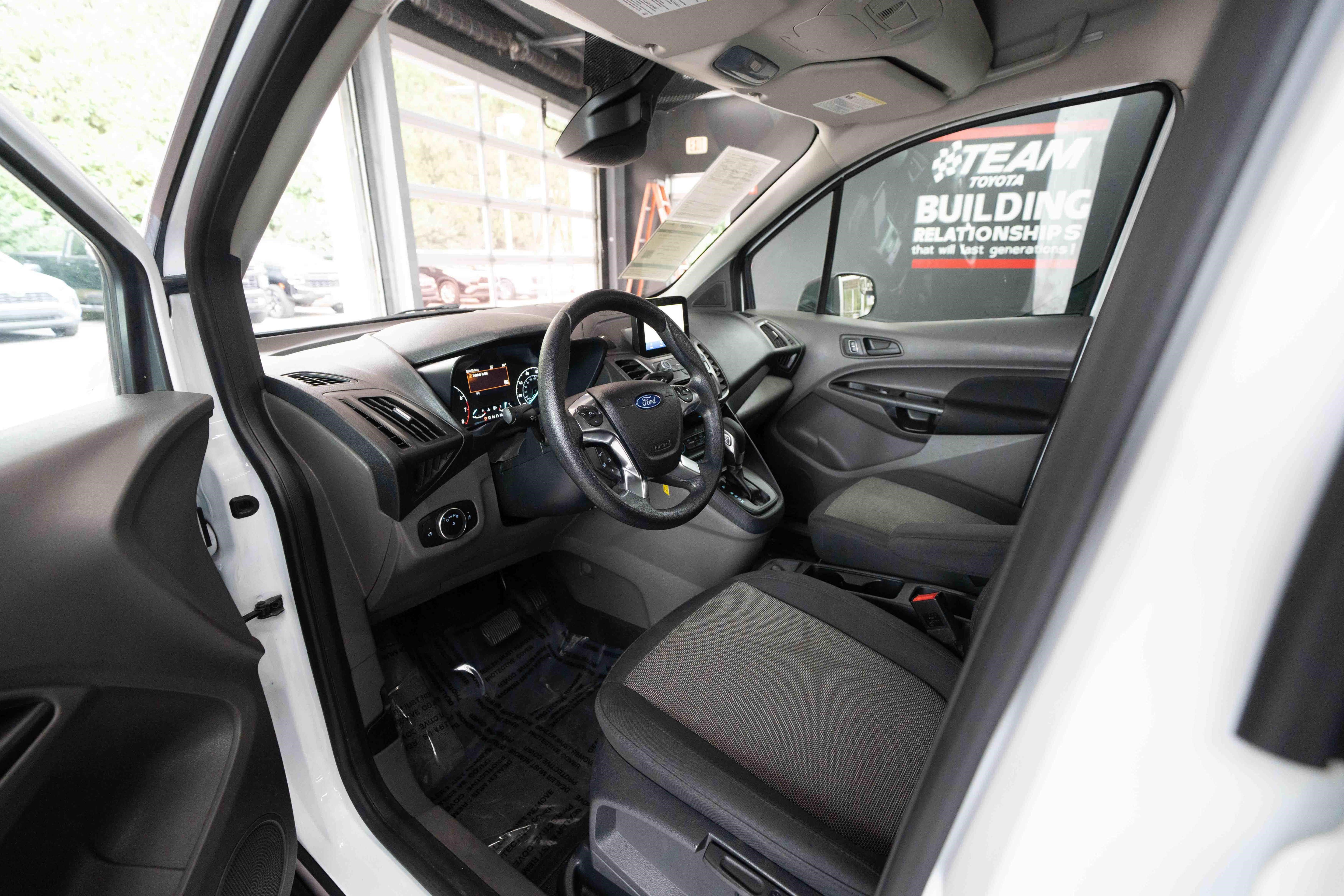 Used 2022 Ford Transit Connect XL FWD image 8