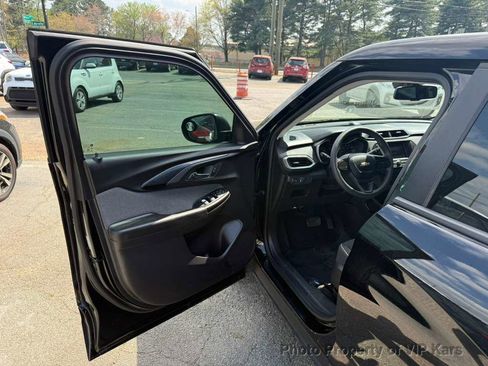 Used 2021 Chevrolet TrailBlazer LS image 9