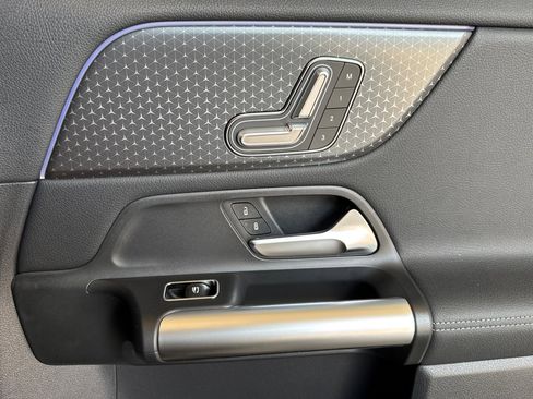 New 2025 Mercedes-Benz GLA 250 image 21