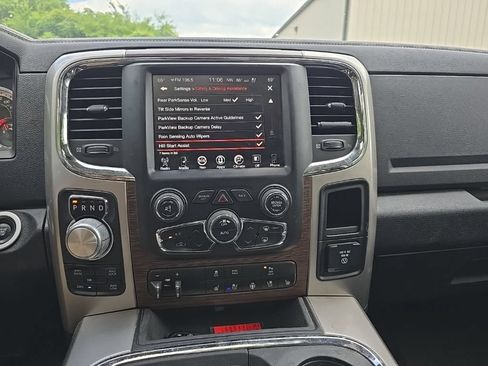 Used 2017 RAM 1500 Laramie AWD/4WD image 21