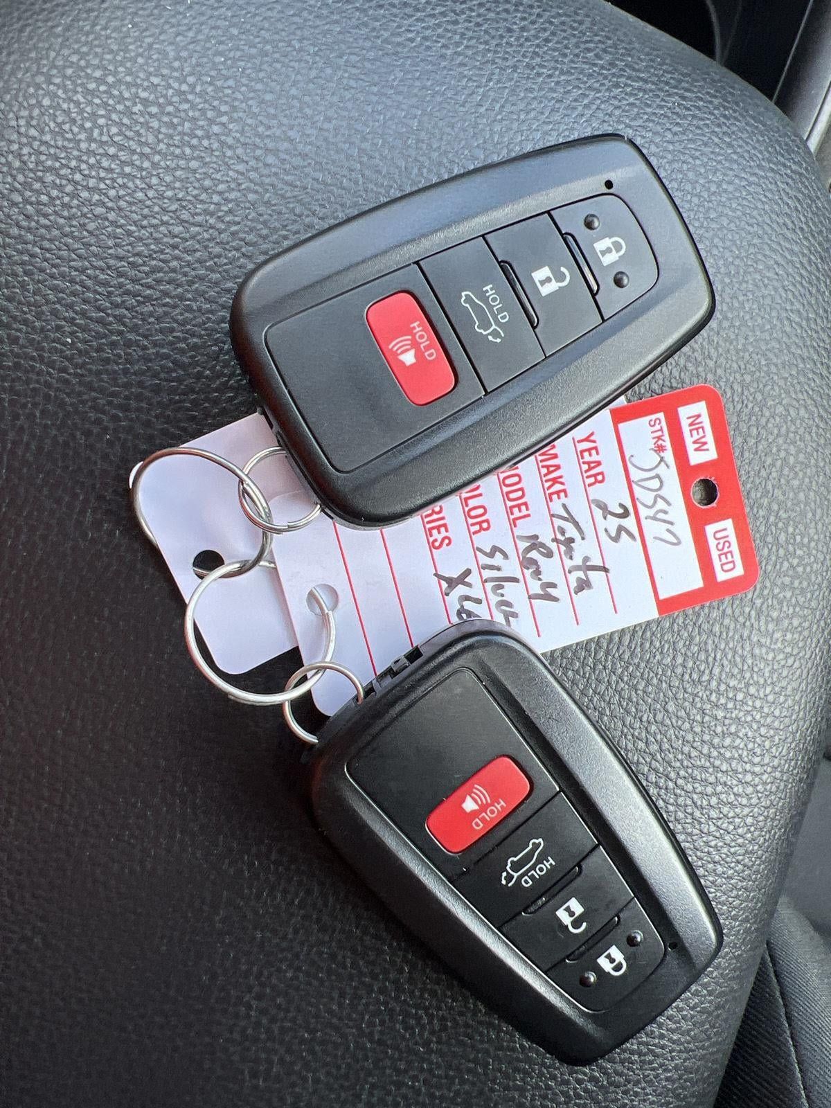 Used 2025 Toyota RAV4 XLE w/ Convenience Package AWD/4WD image 8
