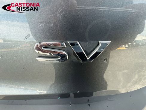 Used 2021 Nissan Rogue SV image 36