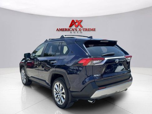 Used 2022 Toyota RAV4 Limited FWD image 4