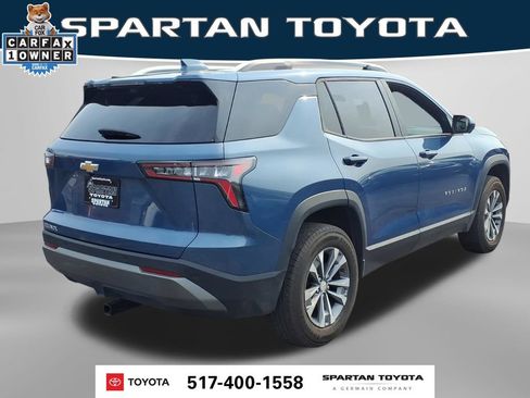 Used 2025 Chevrolet Equinox LT w/ Convenience Package II FWD image 7