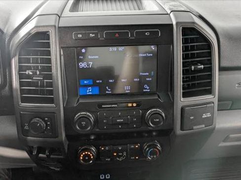 Used 2019 Ford F250 XL w/ Power Equipment Group AWD/4WD image 22