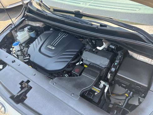 Used 2017 Kia Sedona LX FWD image 39