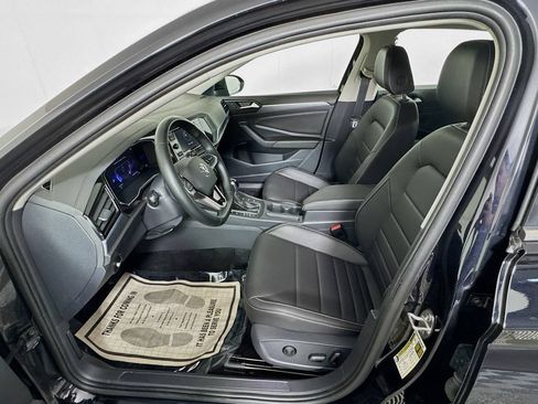 Used 2024 Volkswagen Jetta SE FWD image 28