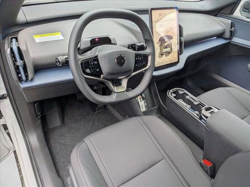 New 2026 Volvo EX30 Plus image 3