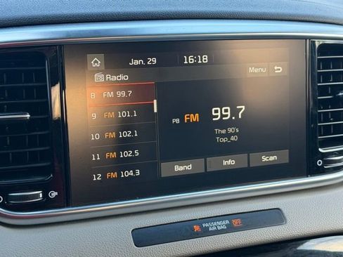 Used 2022 Kia Sportage EX image 33