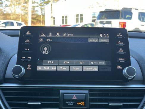 Used 2019 Honda Accord Sport image 5