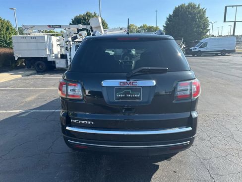 Used 2015 GMC Acadia SLE image 7