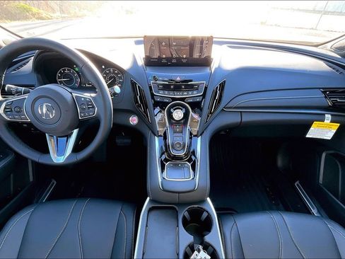 New 2026 Acura RDX SH-AWD image 2