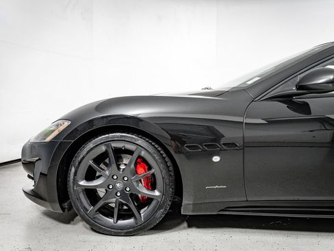 Used 2014 Maserati GranTurismo Sport RWD image 14