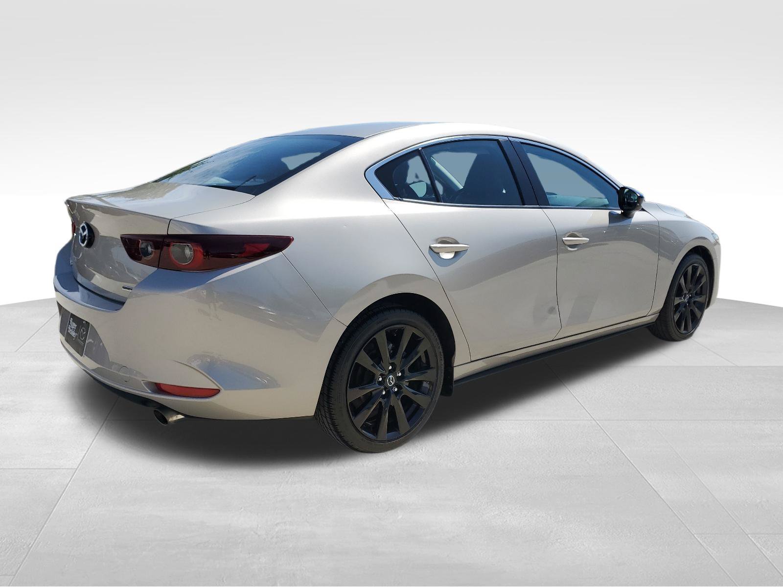 Used 2025 MAZDA MAZDA3 s FWD image 5