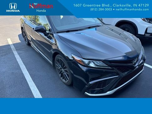 Used 2023 Toyota Camry XSE w/ Cold Weather Package FWD image 1