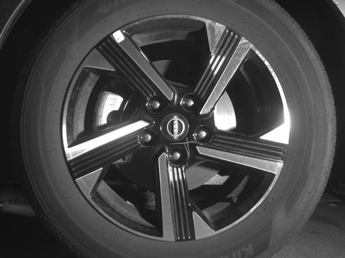 Used 2025 Nissan Sentra SV image 11