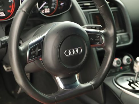 Used 2011 Audi R8 V10 AWD/4WD image 16
