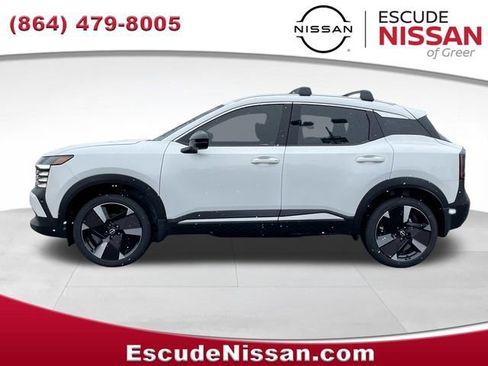 New 2026 Nissan Kicks SR FWD image 6