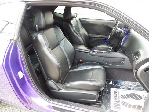 Used 2016 Dodge Challenger R/T Plus RWD image 10